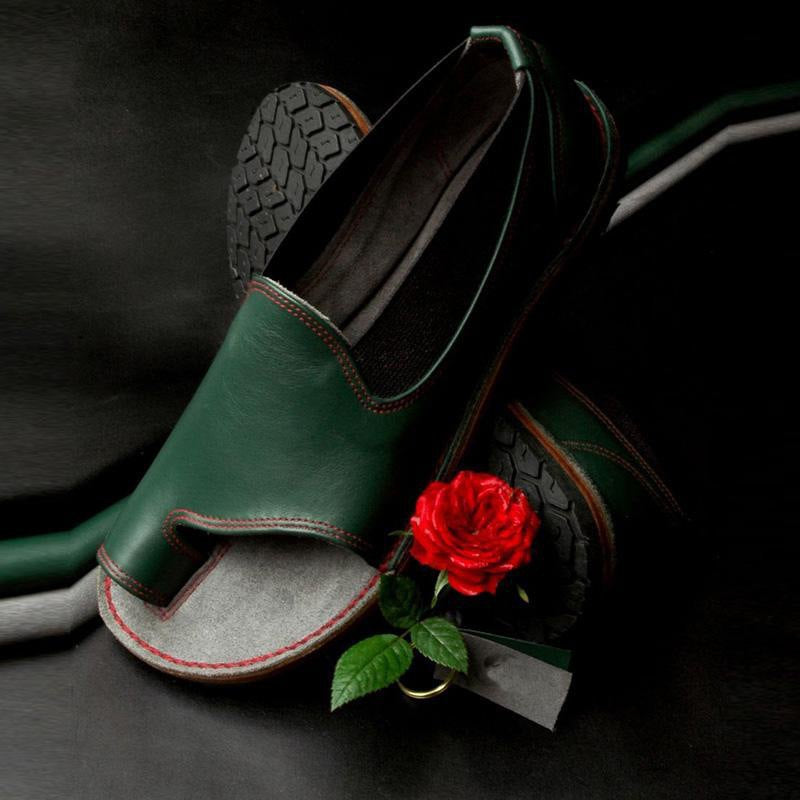 Chic Orthopedic Sandals with Unique Design