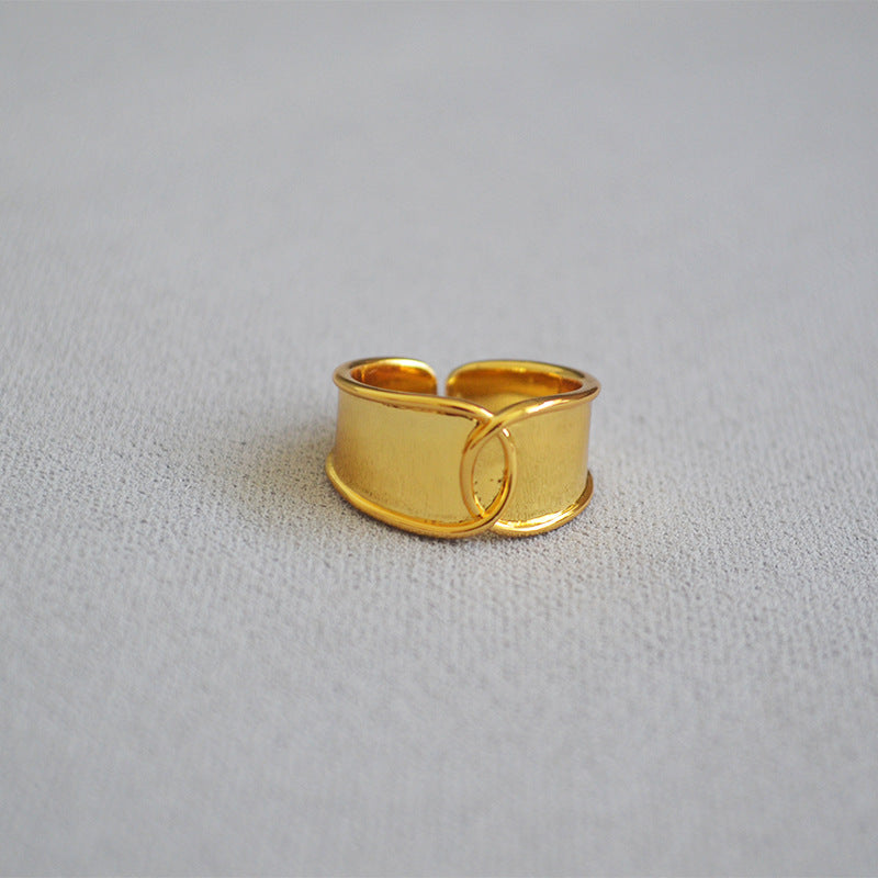 Romantic Gold Ring for Special Moments