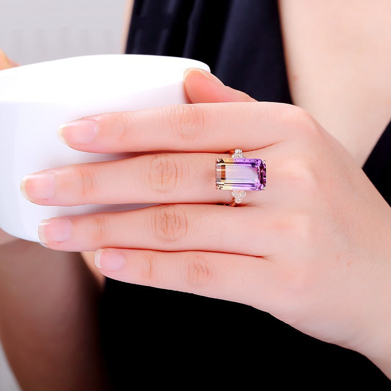 Charming Gold Ring for Any Occasion