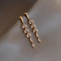 Dangling Leaf Crystalline Earrings