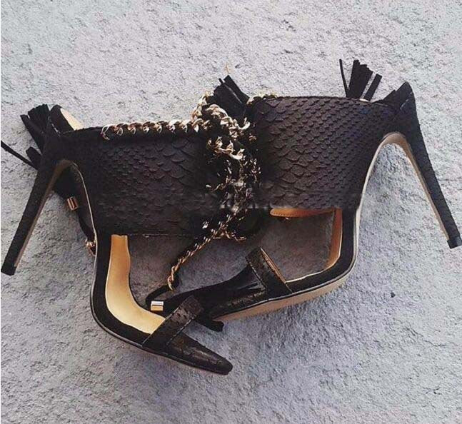 Chic Orthopedic Sandals with Unique Design