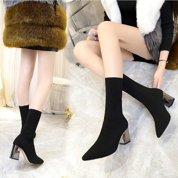 Graceful Orthopedic Boots for Modern Look