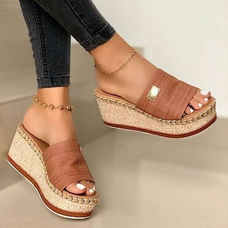 Graceful Orthopedic Shoes for Modern Look