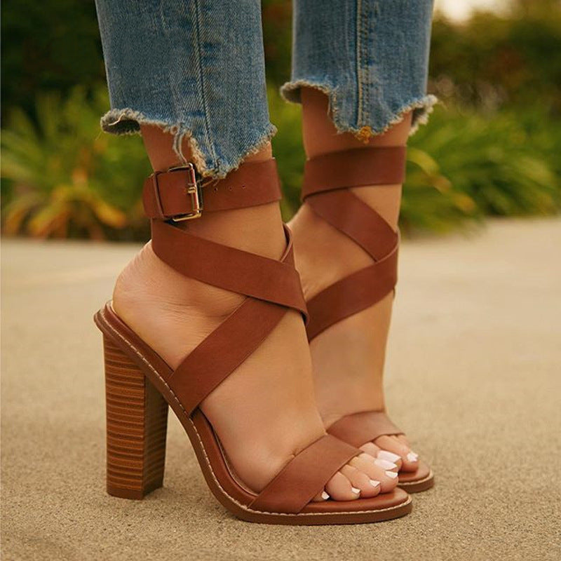 Graceful Orthopedic Sandals for Modern Look
