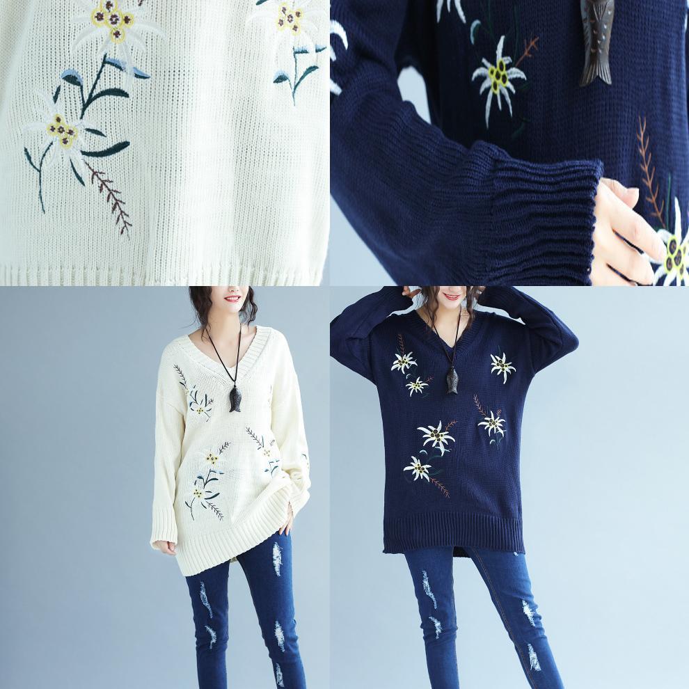 White Embroidery Knit Dresses V Neck Sweater Dress