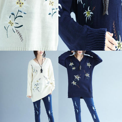 White Embroidery Knit Dresses V Neck Sweater Dress