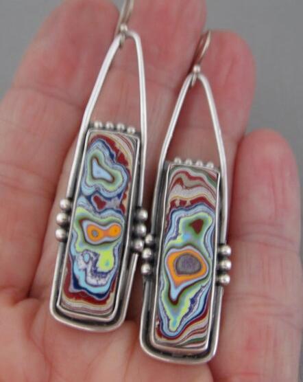 Charming Earring for Any Occasion
