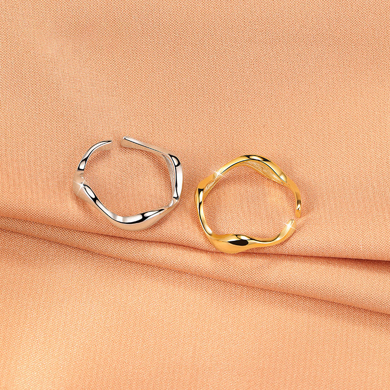 Romantic Gold Ring for Special Moments
