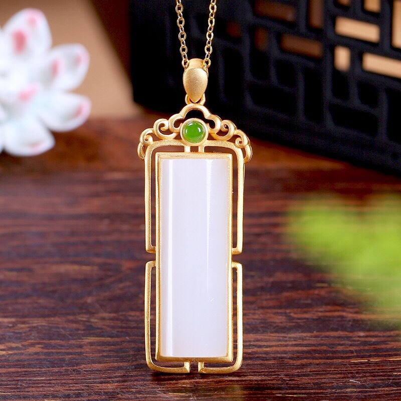 Stunning Necklace for Daily Wear