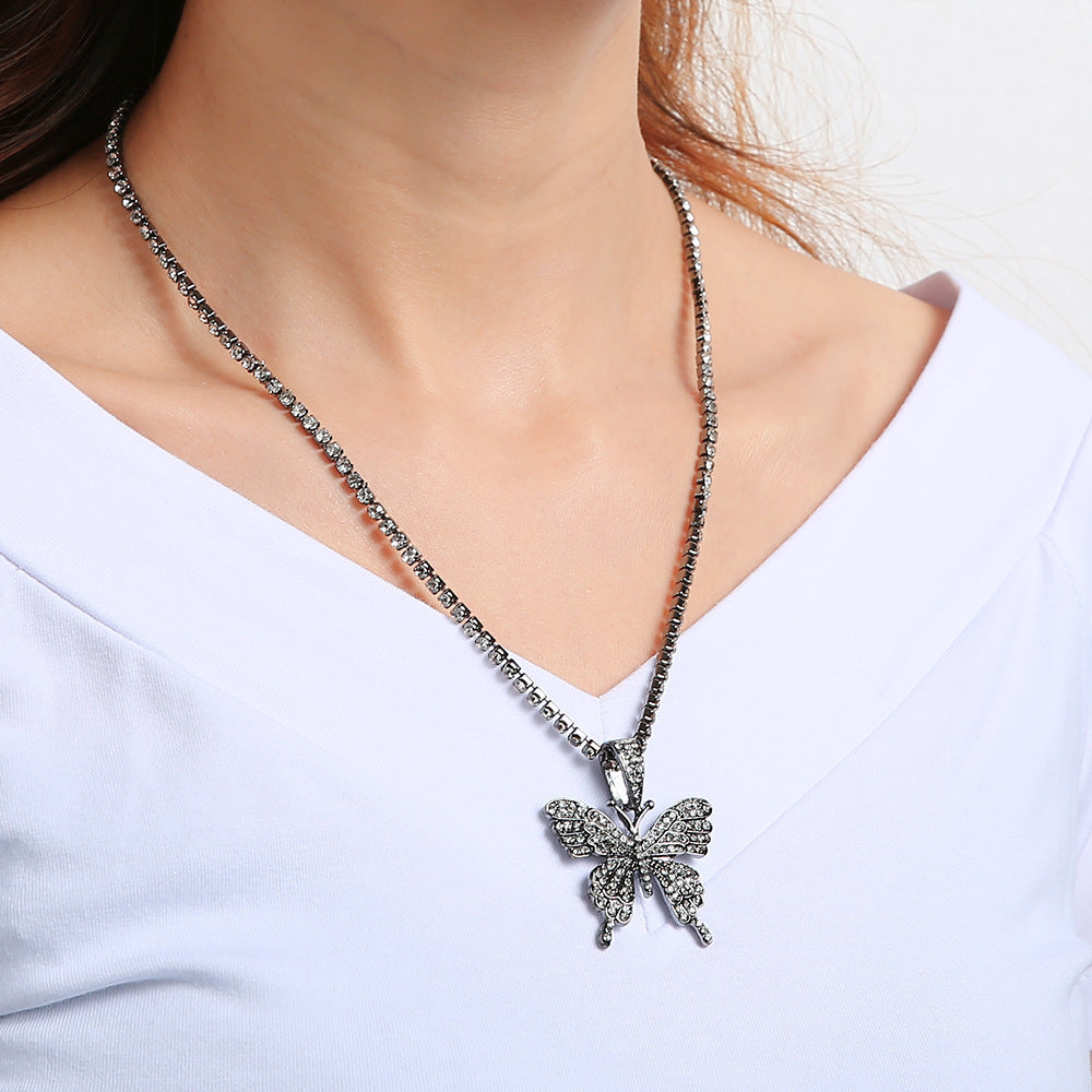 Stunning Necklace for Daily Wear