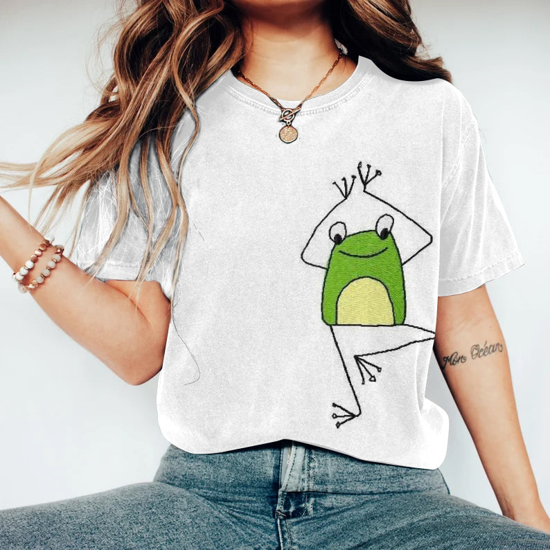 Comstylish Funny Hello Frog Embroidery Pattern Cozy Vintage T-Shirt