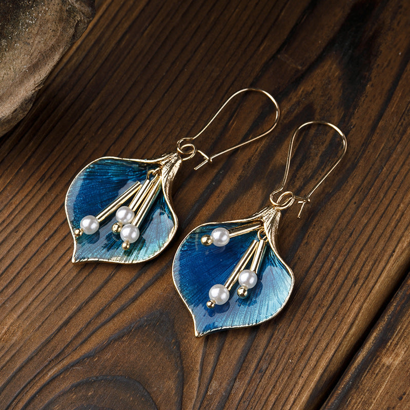 Romantic Pearl Earring for Special Moments