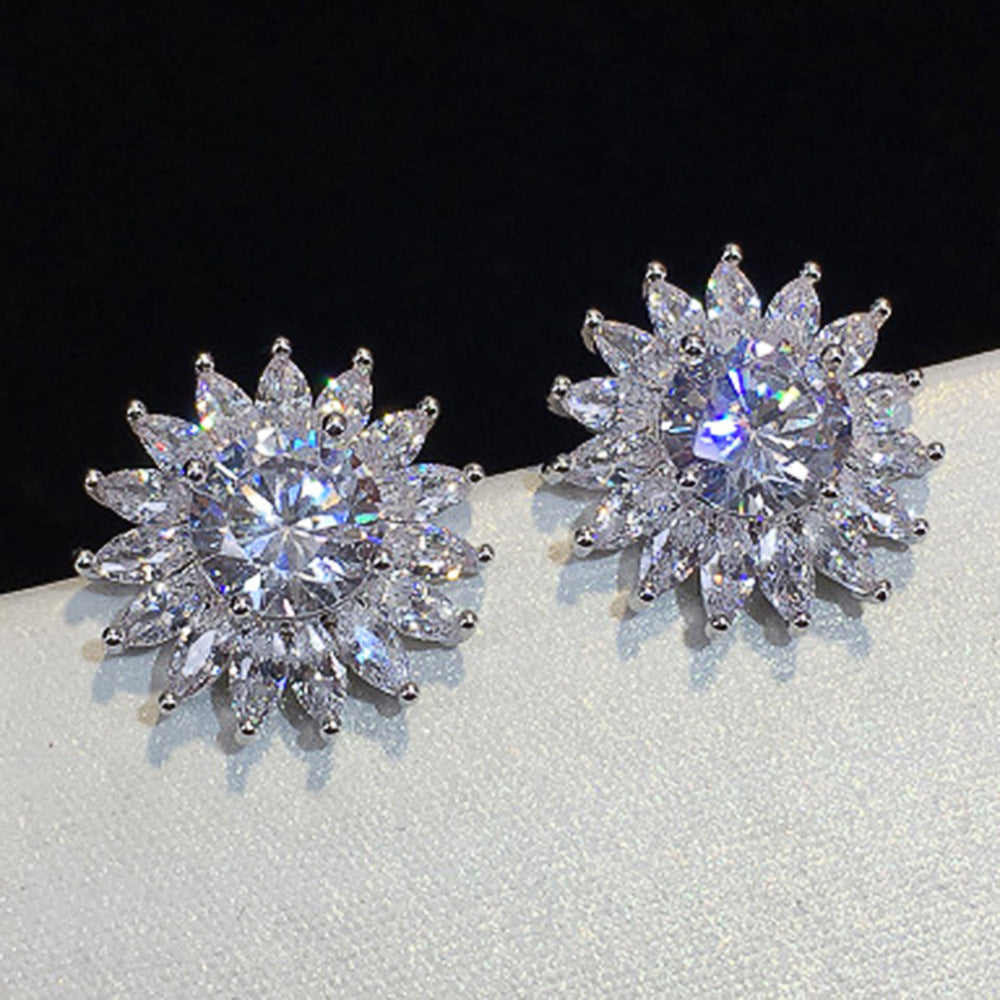 Elegant Earring for Every Occasion