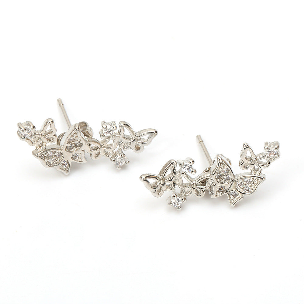 Classic Gold Earring with Timeless Appeal