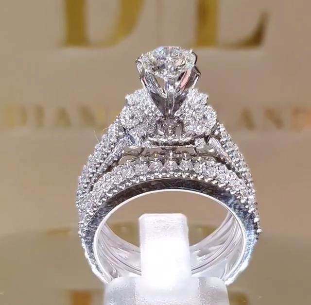 Romantic Silver Ring for Special Moments