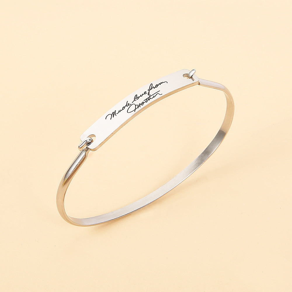 Stunning Bracelet for Daily Wear
