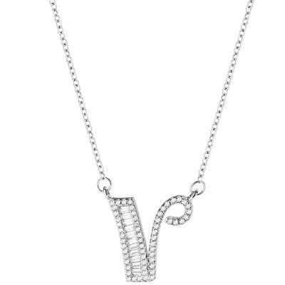 Beautiful Silver Necklace with Unique Style