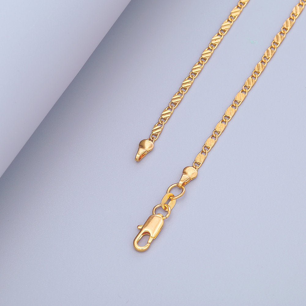 Classic Gold Necklace with Timeless Appeal