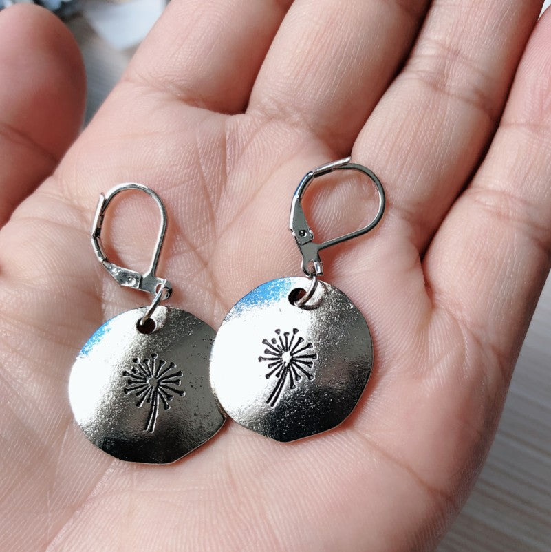 Stunning Earring for Daily Wear