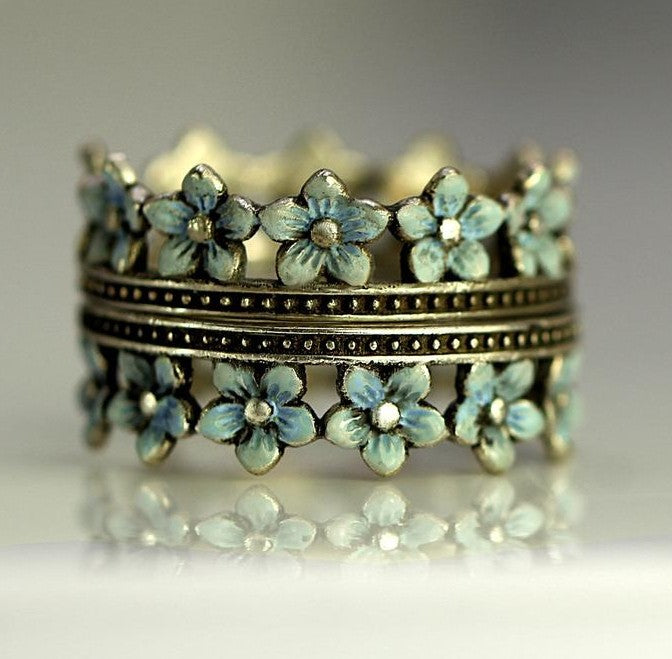 Stunning Ring for Daily Wear