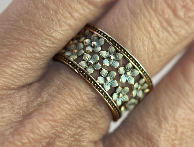 Stunning Ring for Daily Wear