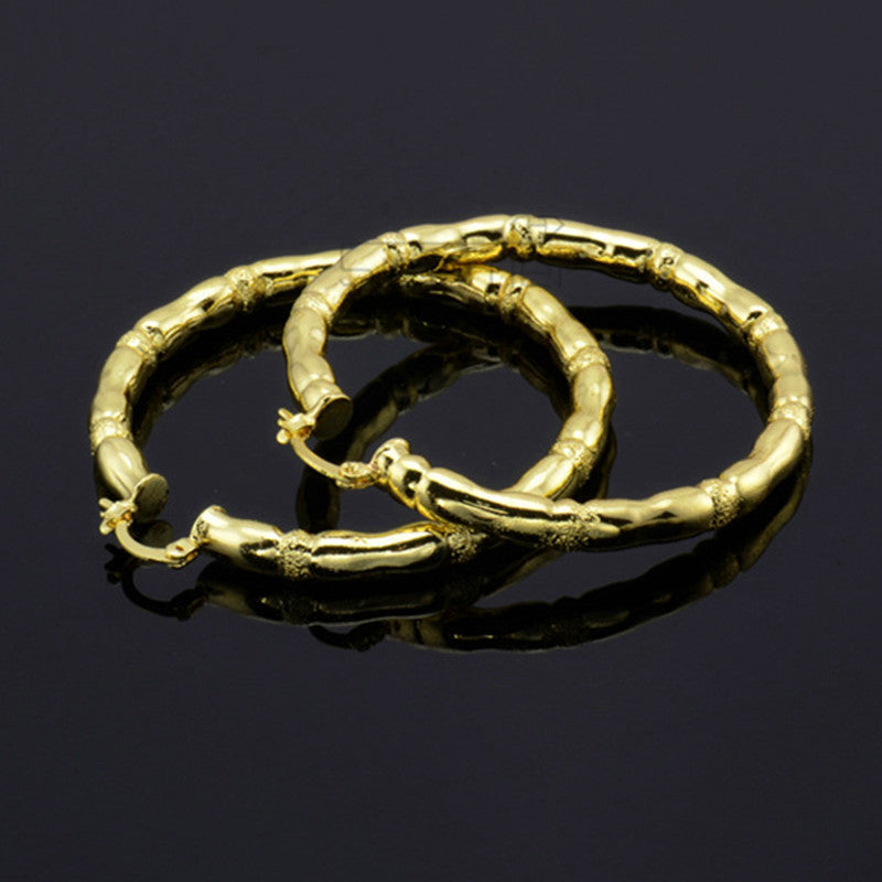 Classic Earring with Timeless Appeal