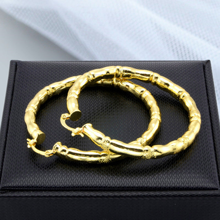 Classic Earring with Timeless Appeal