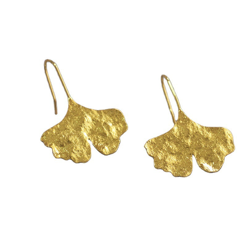 Elegant Gold Earring for Every Occasion