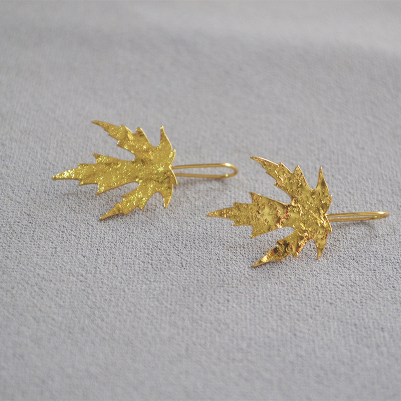 Elegant Gold Earring for Every Occasion