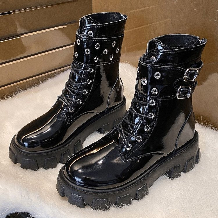 Graceful Orthopedic Boots for Modern Look