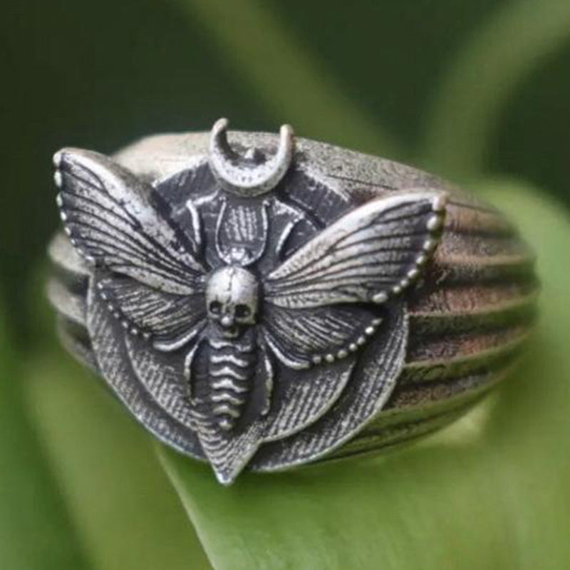 Classic Ring with Timeless Appeal