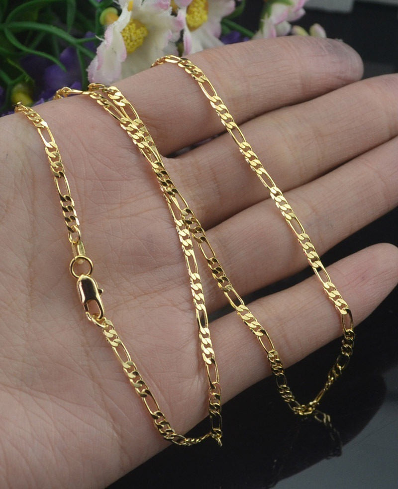 Romantic Gold Necklace for Special Moments