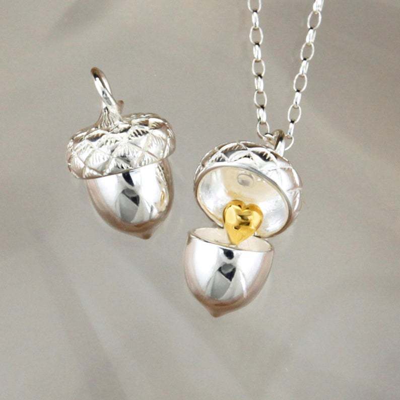 Stunning Necklace for Daily Wear