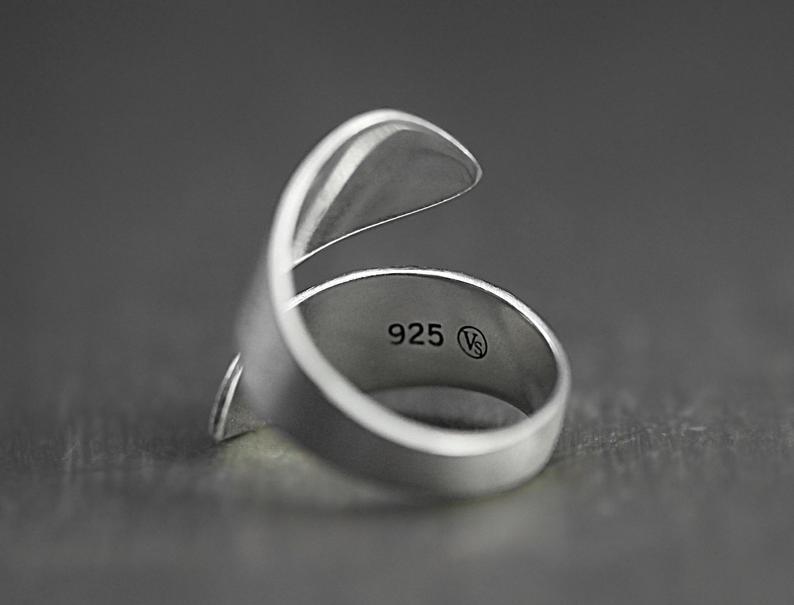 Stunning Ring for Daily Wear