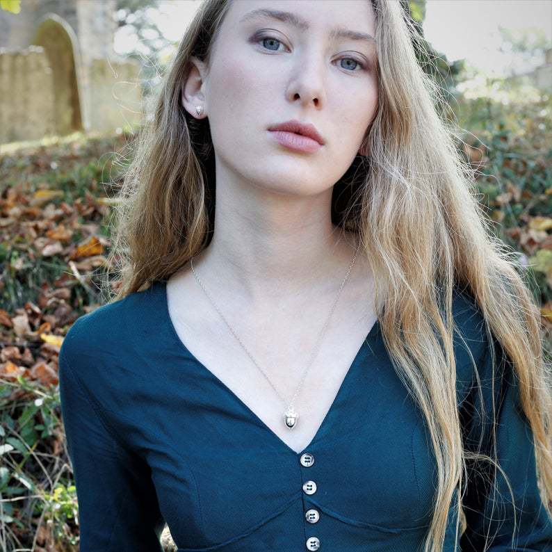 Stunning Necklace for Daily Wear