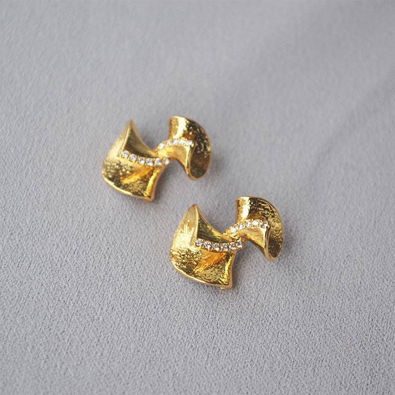 Stunning Silver Earring for Daily Wear