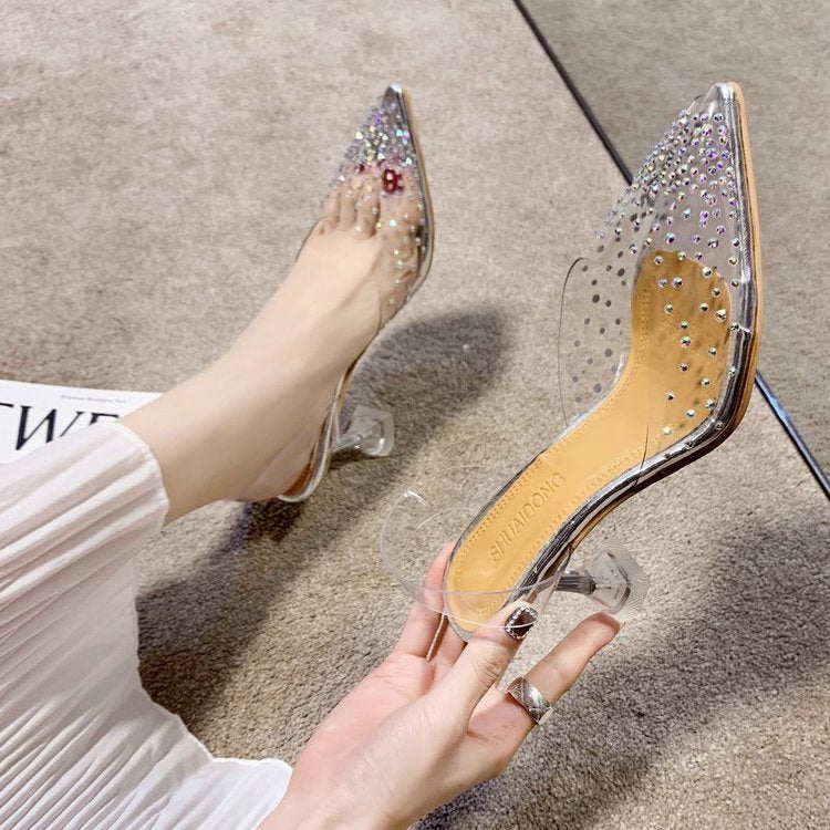 Graceful Orthopedic Sandals for Modern Look
