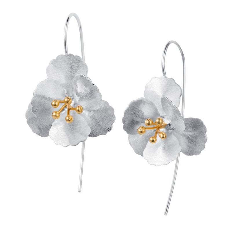 Elegant Silver Earring for Every Occasion