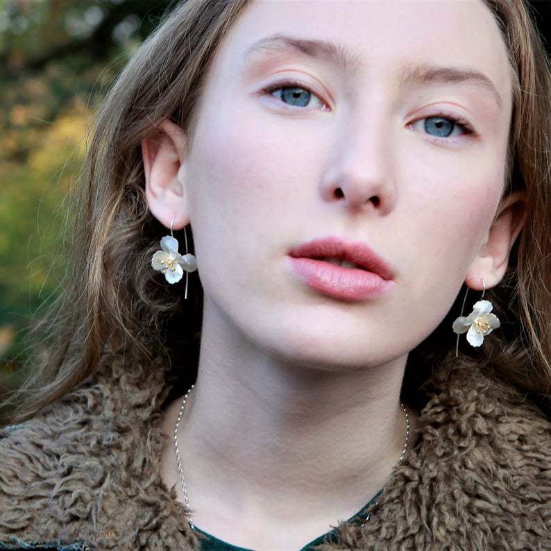Elegant Silver Earring for Every Occasion