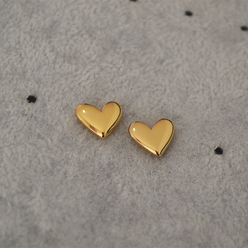 Stunning Gold Earring for Daily Wear