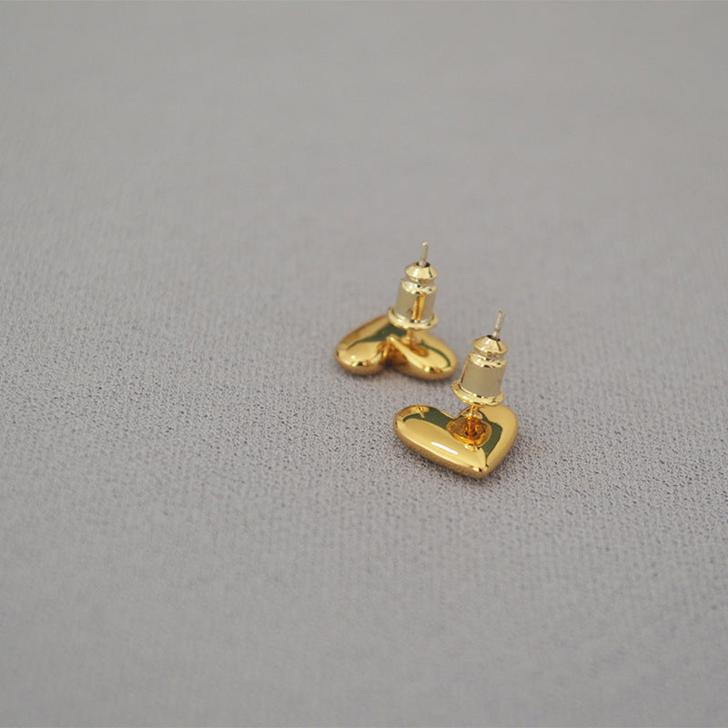 Stunning Gold Earring for Daily Wear