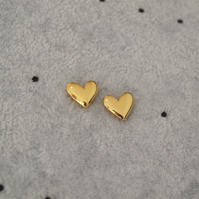 Stunning Gold Earring for Daily Wear