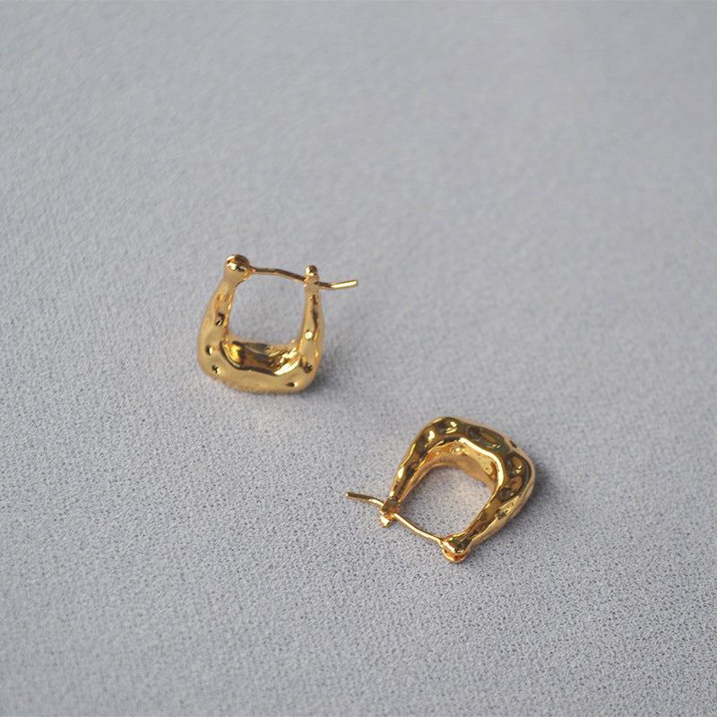 Beautiful Gold Earring with Unique Style