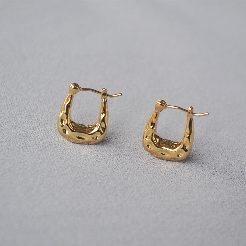 Beautiful Gold Earring with Unique Style