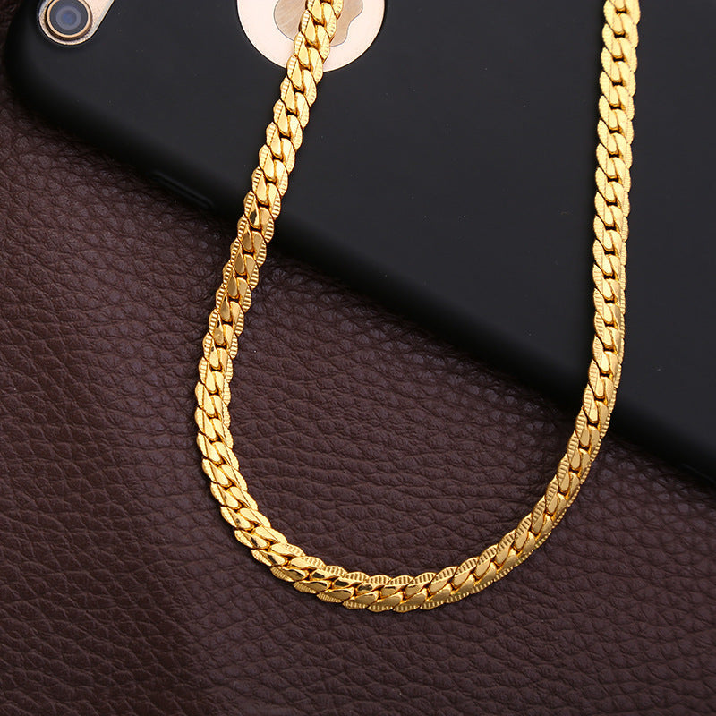 Romantic Gold Necklace for Special Moments