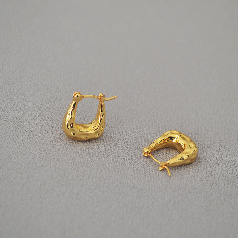 Beautiful Gold Earring with Unique Style