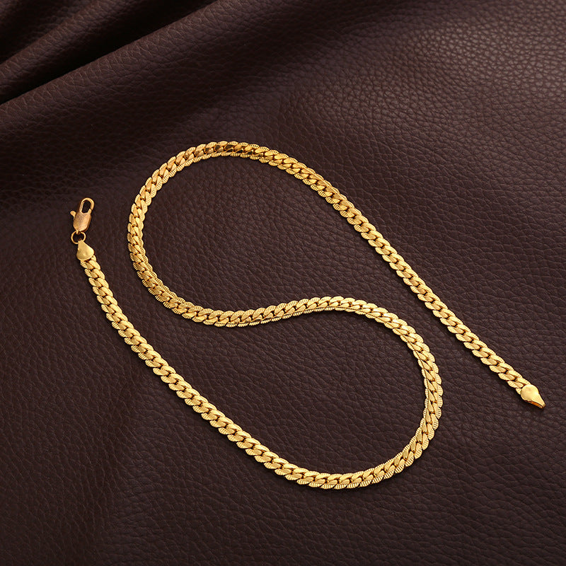 Romantic Gold Necklace for Special Moments