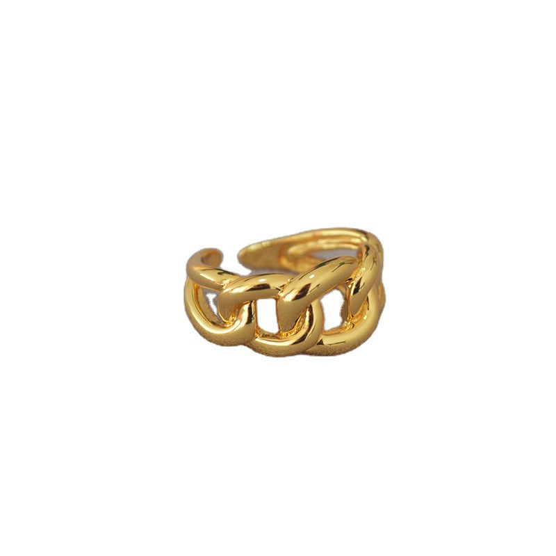 Classic Gold Chain with Timeless Appeal