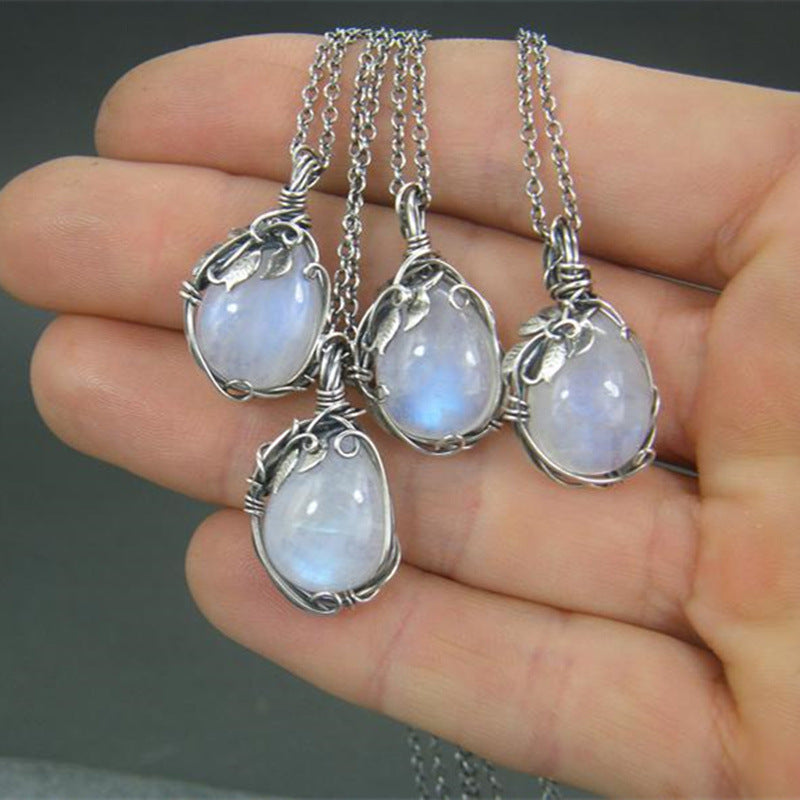 Romantic Necklace for Special Moments