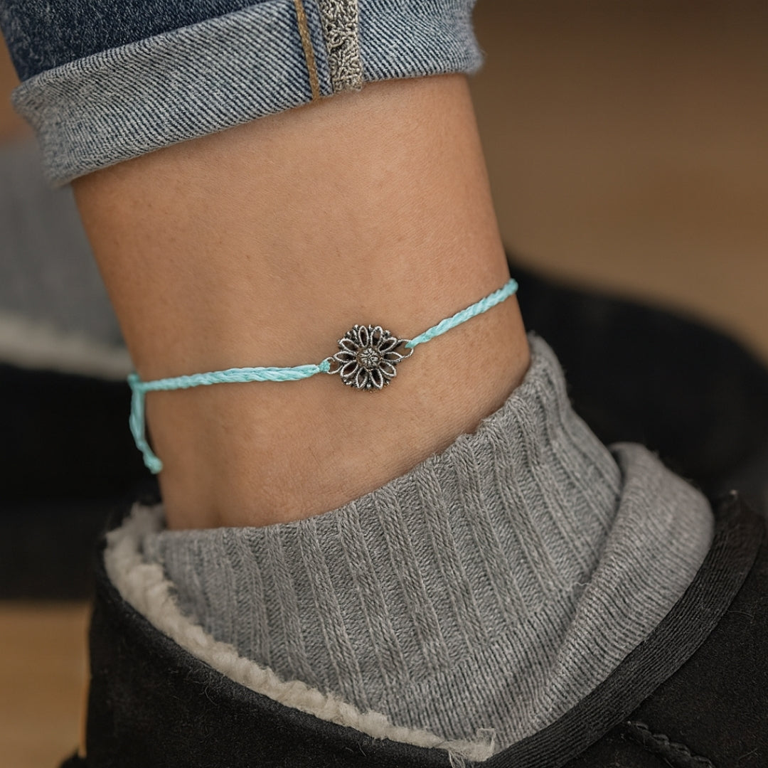Charming Silver Bracelet for Any Occasion